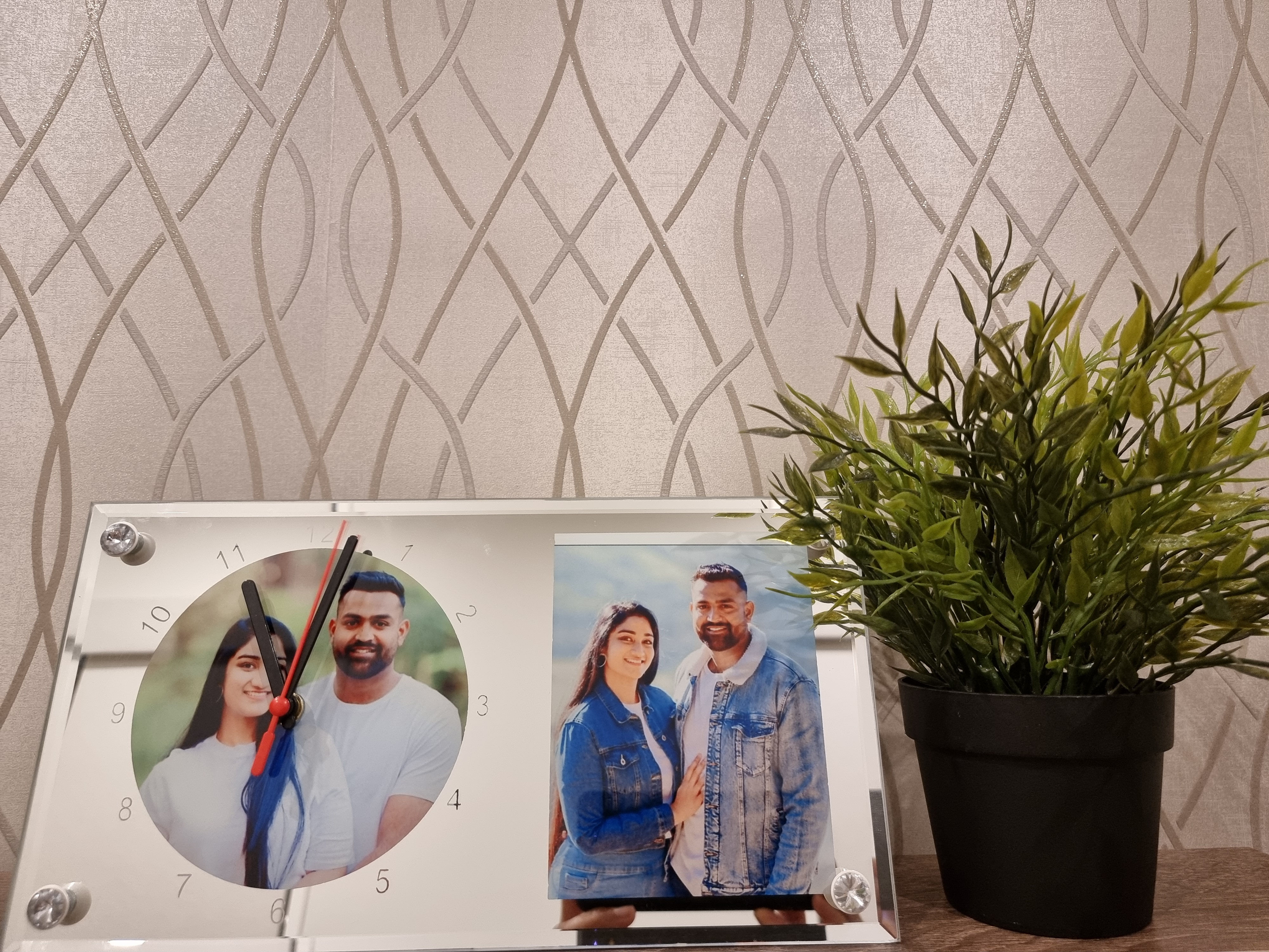 Personalised clocks