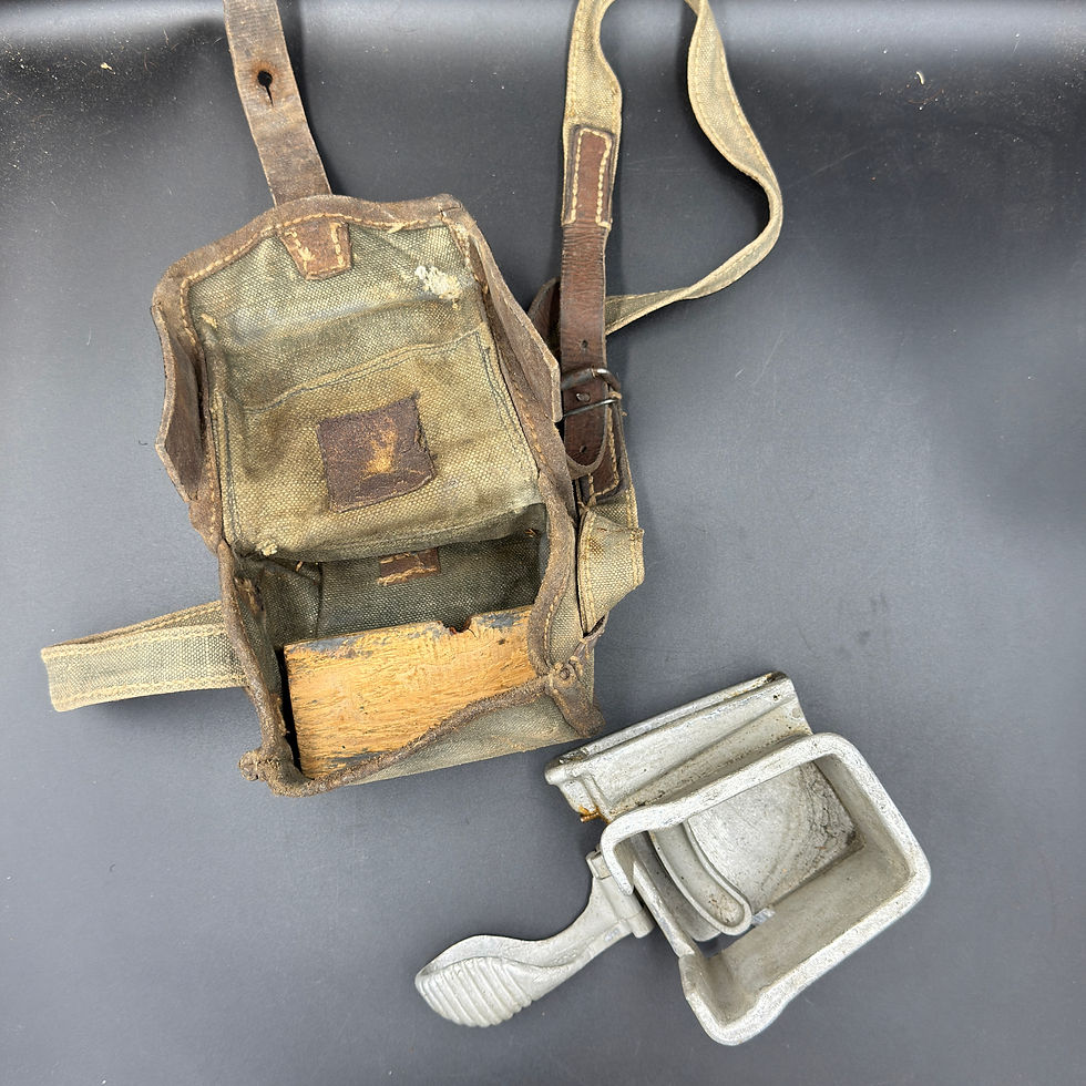 Type 11 hopper feed system for Nambu LMG