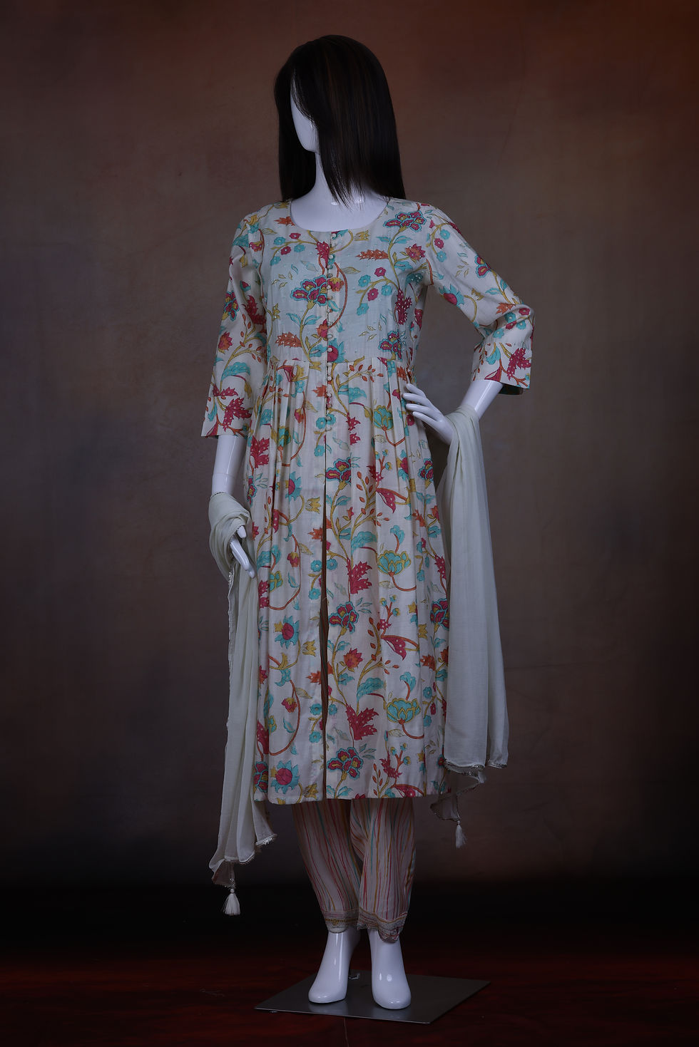 Ivory Chanderi cotton silk kurta pant set front view with chiffon dupatta