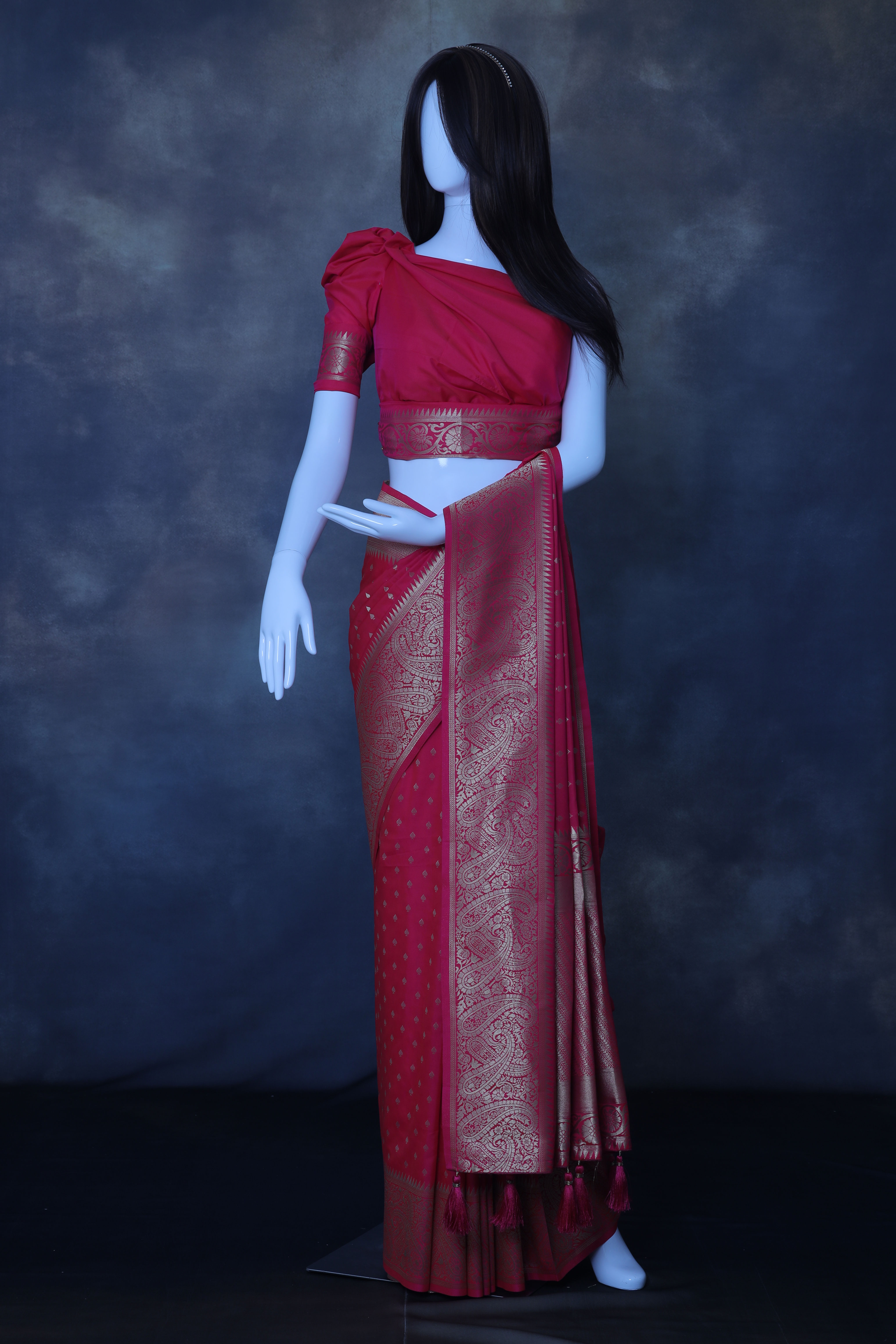 Vivid pink art silk saree full view with banarasi style weave