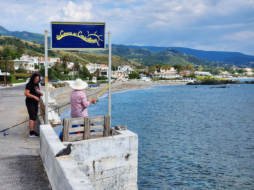 two women fishing in Diamante haveityourwayholidays