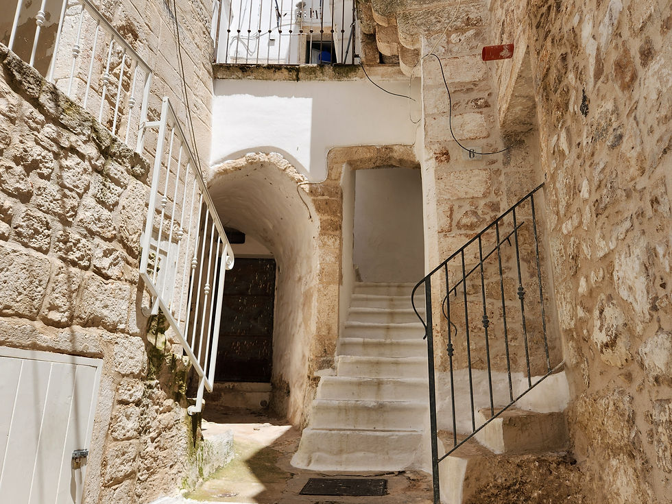 These twisting stairs will drive your GPS crazy.