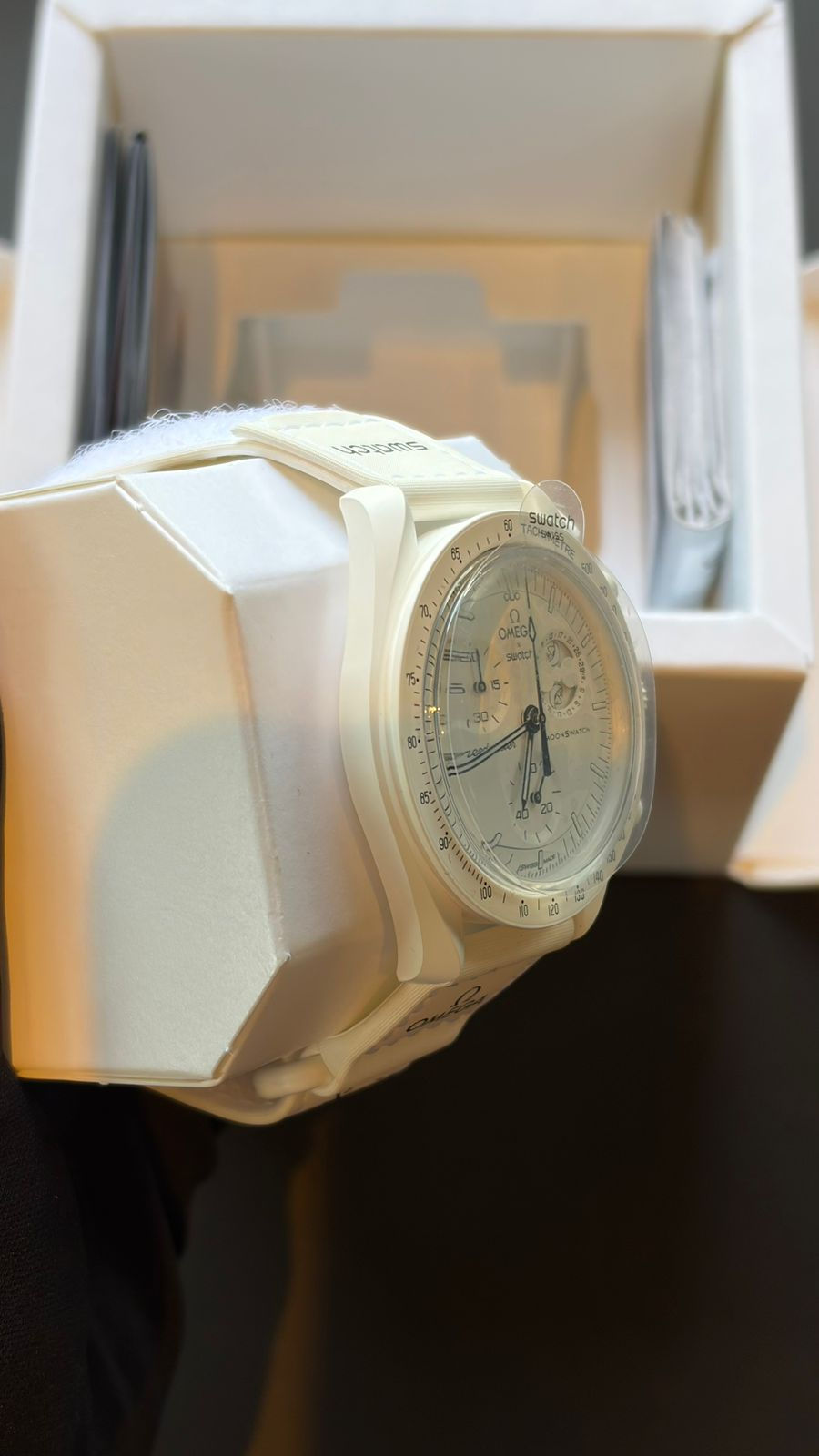 Miniatura: Omega x Swatch MoonSwatch – Mission to the Moonphase “Full Moon” (2026)