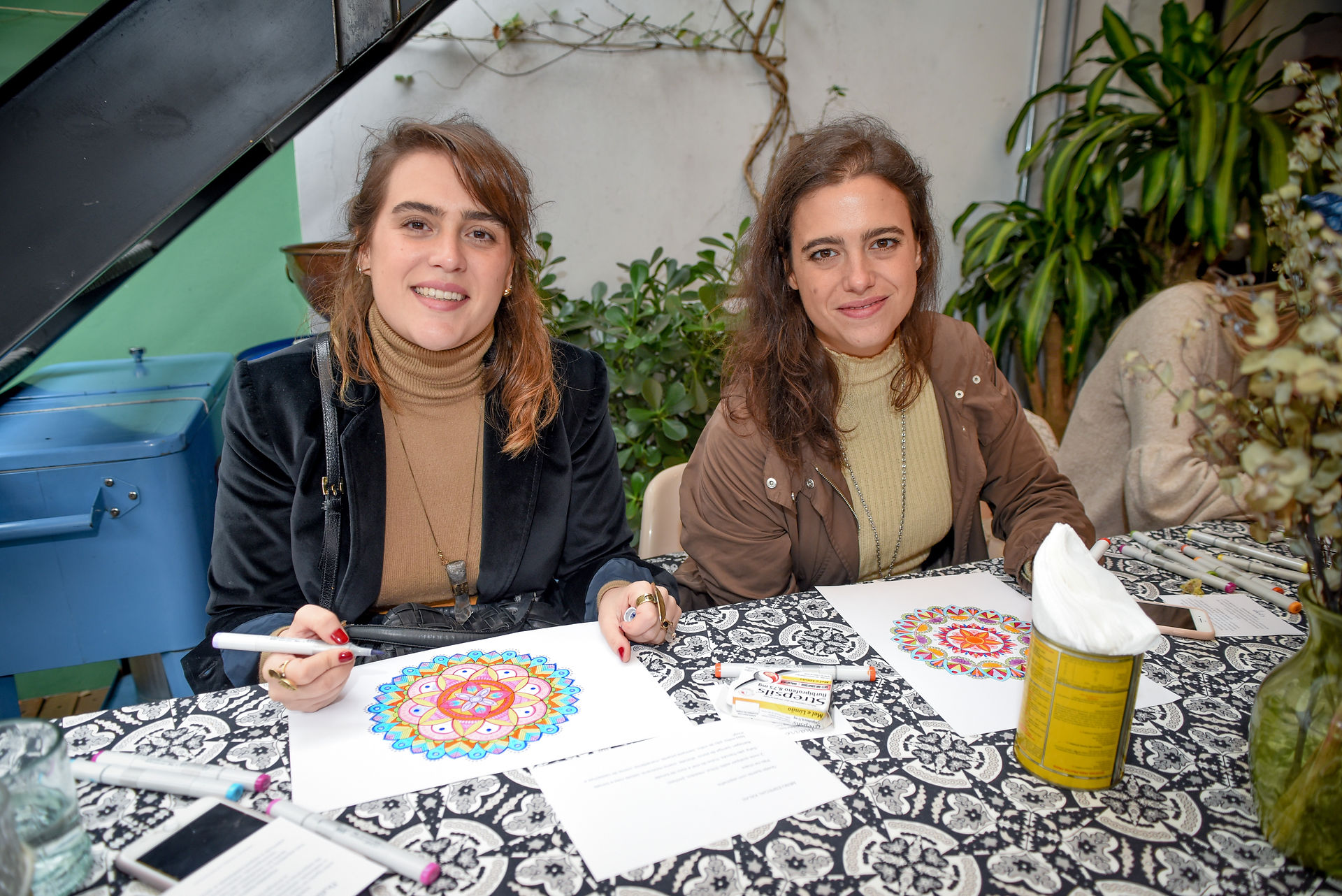 letícia e catrina kowarick