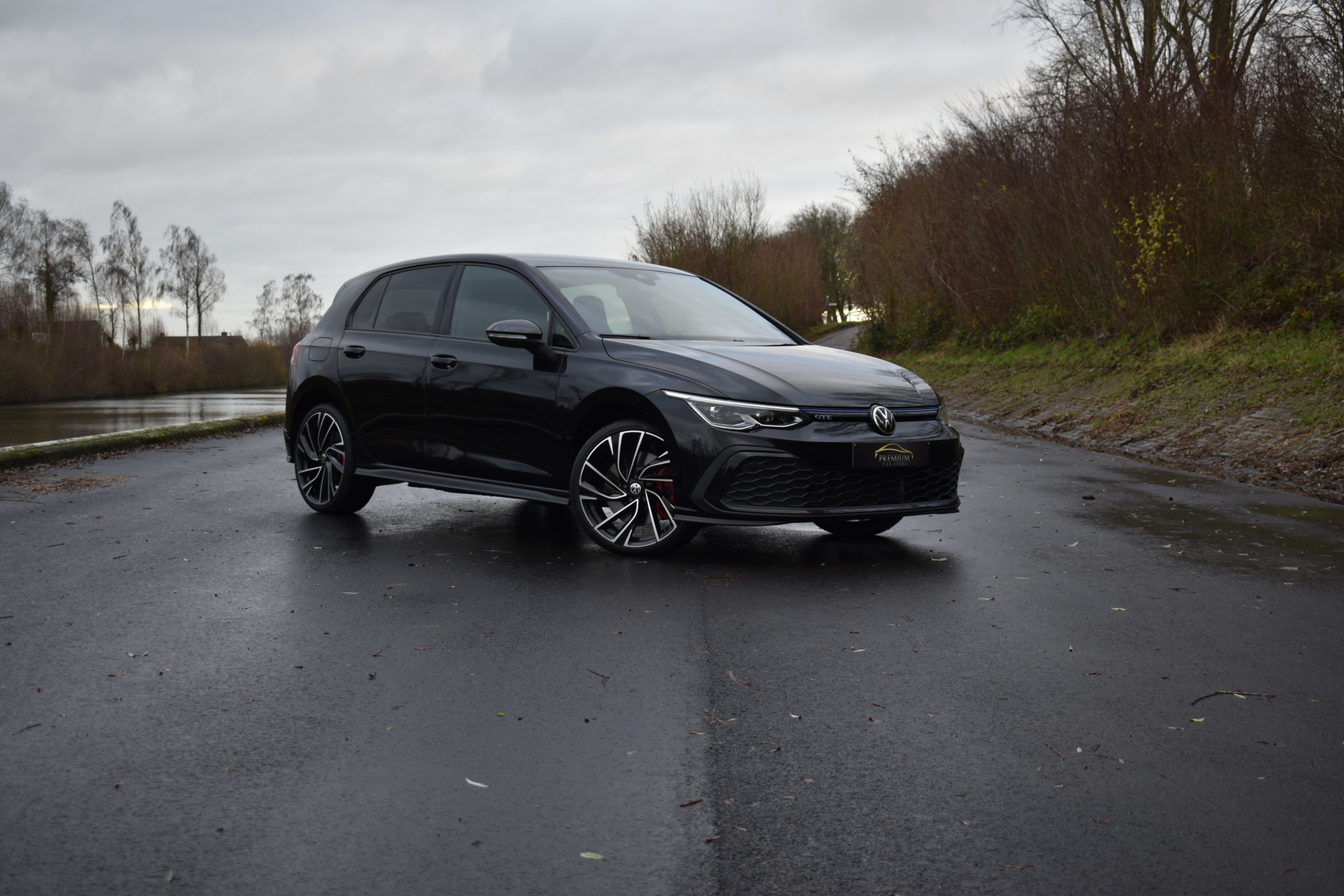 VOLKSWAGEN GOLF VIII GTE PLUG-IN HYBRID