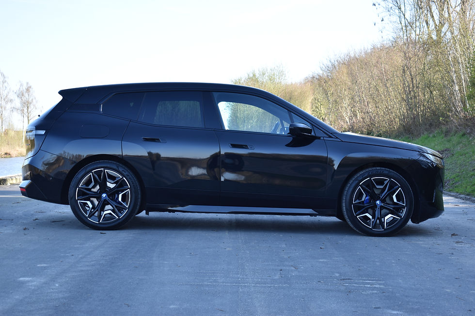 Thumbnail: BMW IX40 XDRIVE M-SPORT