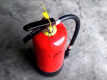 How to test a fire extinguisher