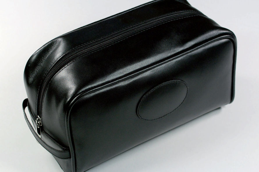 leather washbag