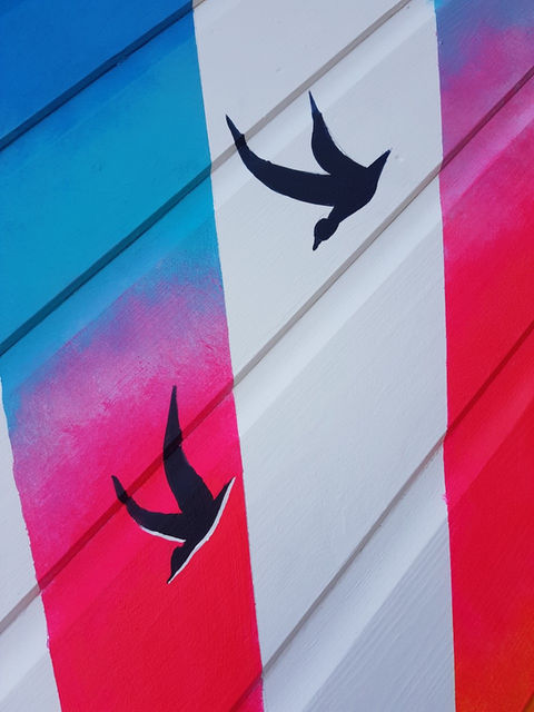 Seahorse Beach Hut | Samuelthomasart | Ladybird Seascapes 
