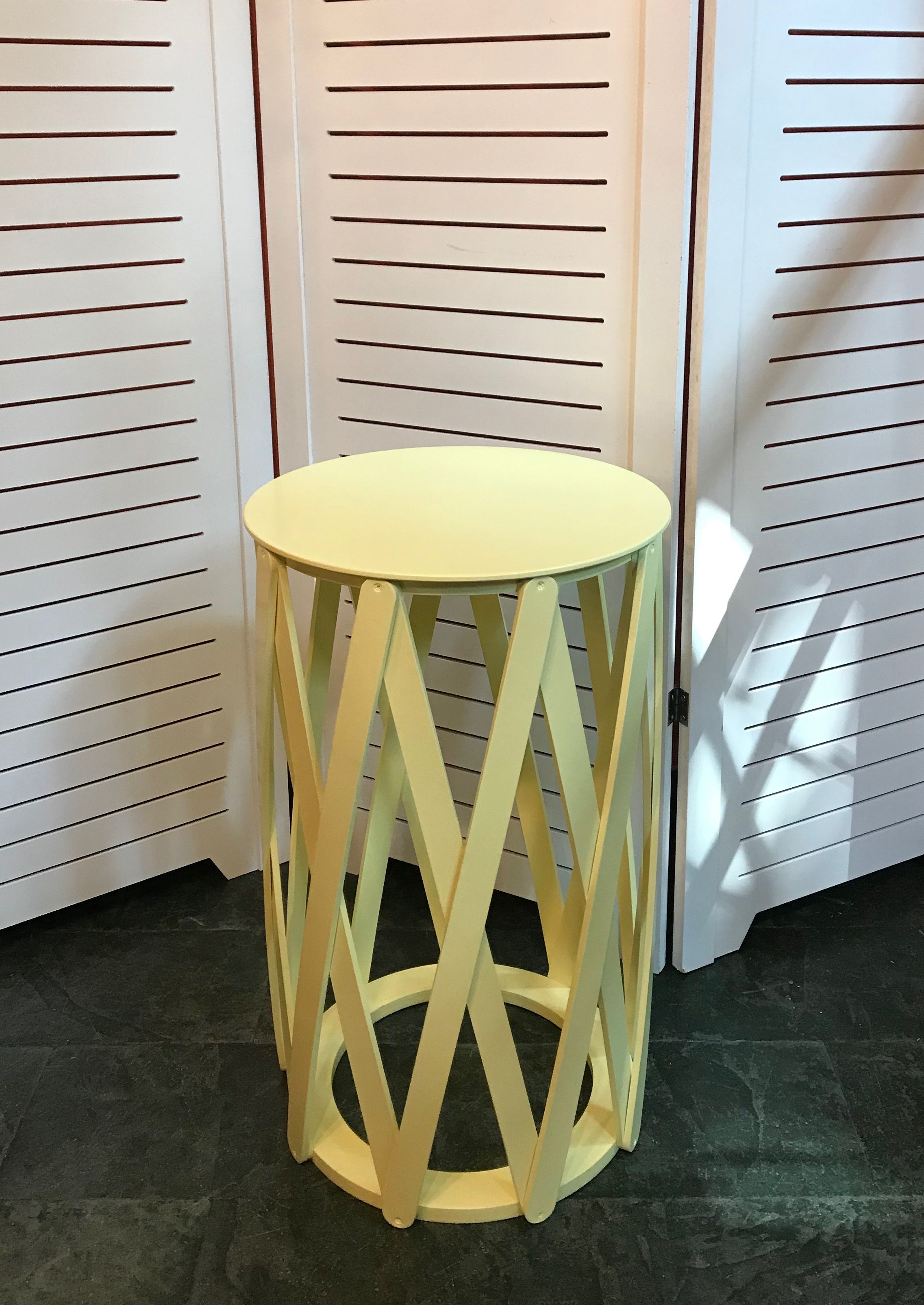 Mesa Tambor amarela P