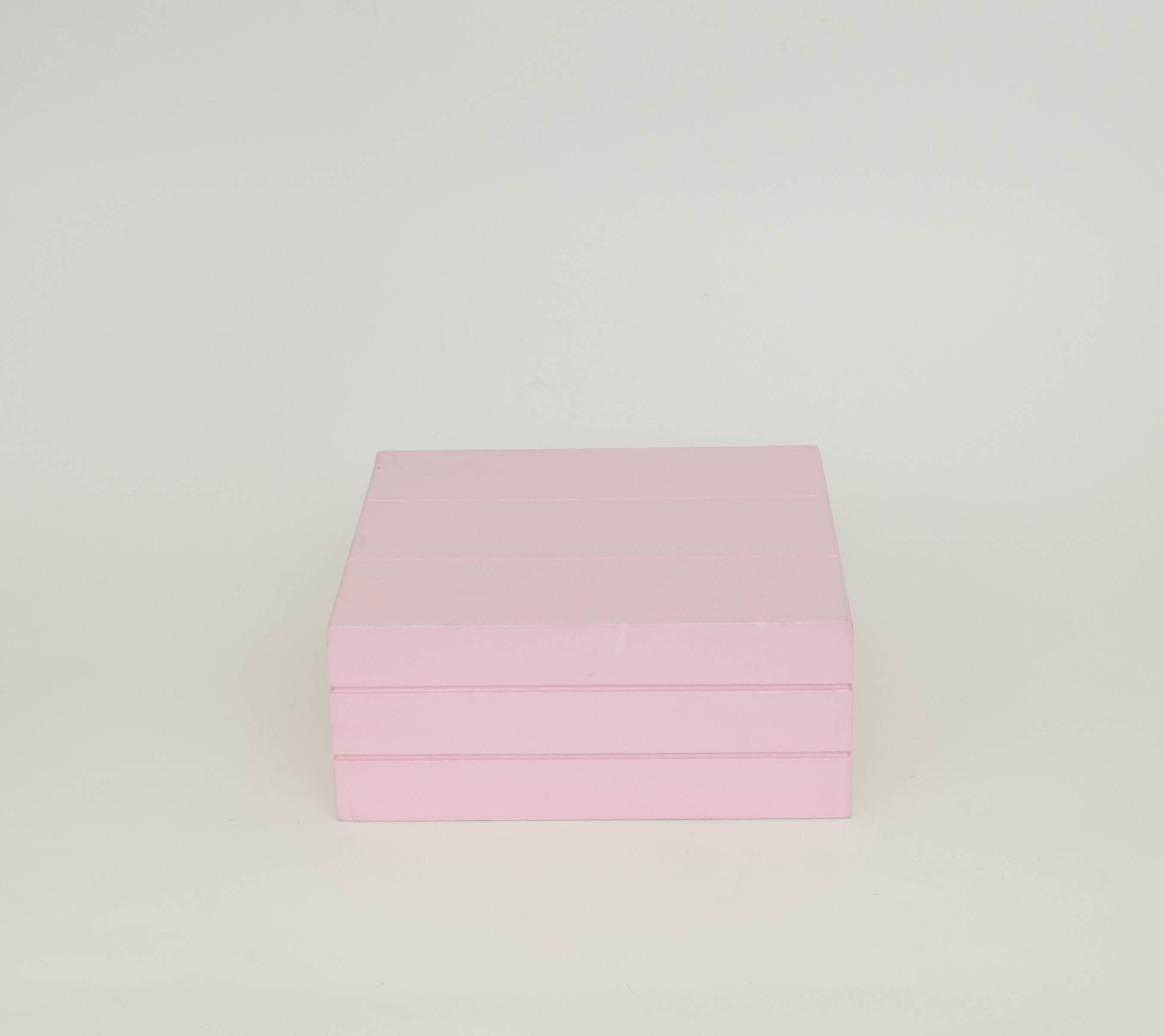 Caixa Teca rosa claro