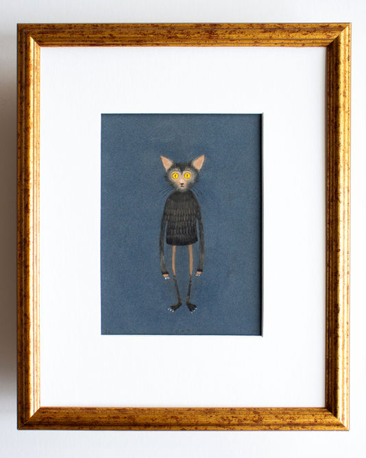 Een pasteltekening van een Lykoi kat, met een warme trui aan en felgele ogen.