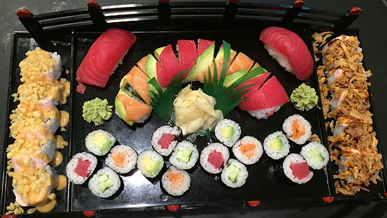 ★ Royal Myanmar Platter (38 pcs)