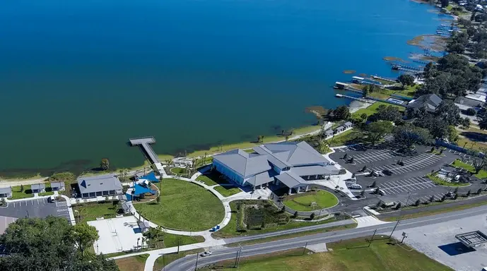 Aerial view of Lake Ariana Park and pier in Auburndale, FL