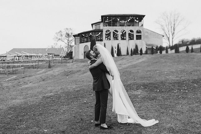 Allie-Will-highlights_Montaluce-Wedding_Anna-Ray-Photography-81.jpg