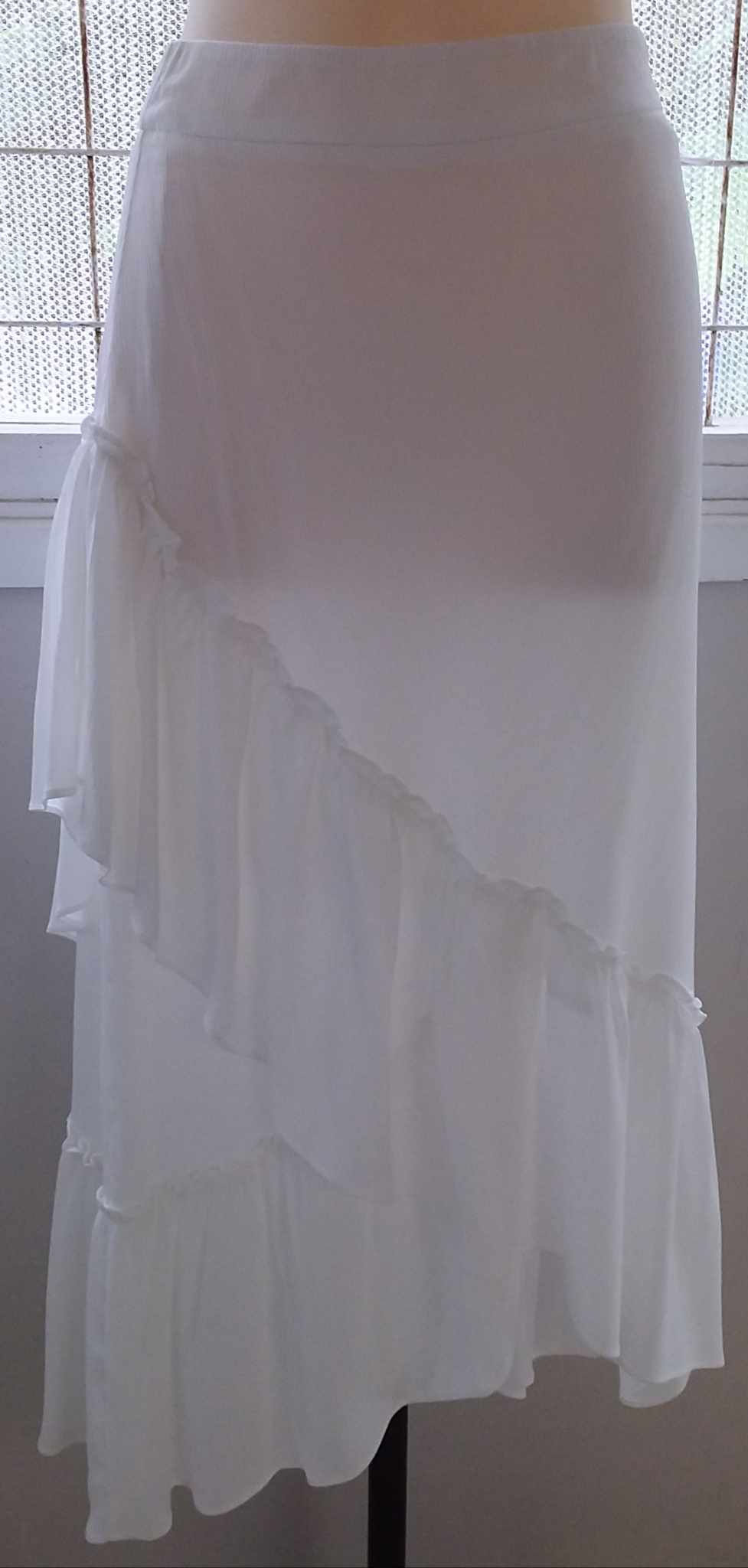 Cream Skirt Size 8
