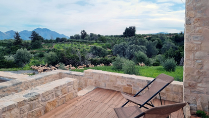 Blue Daisy House, Crete