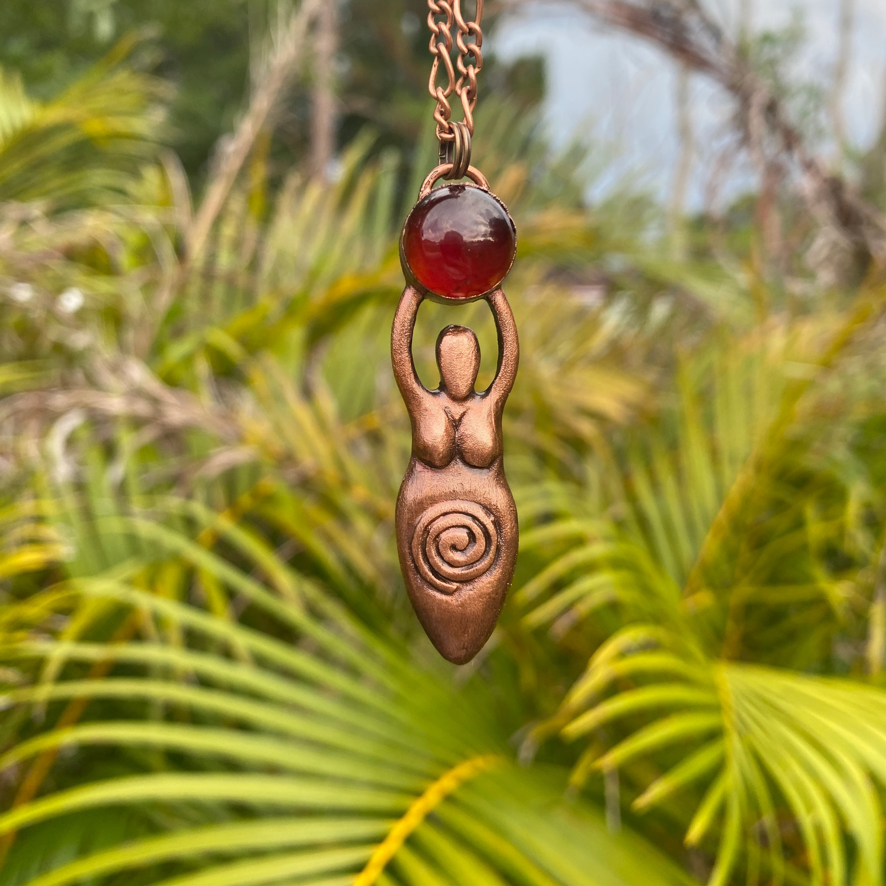 Fertility Goddess with Hessonite Garnet