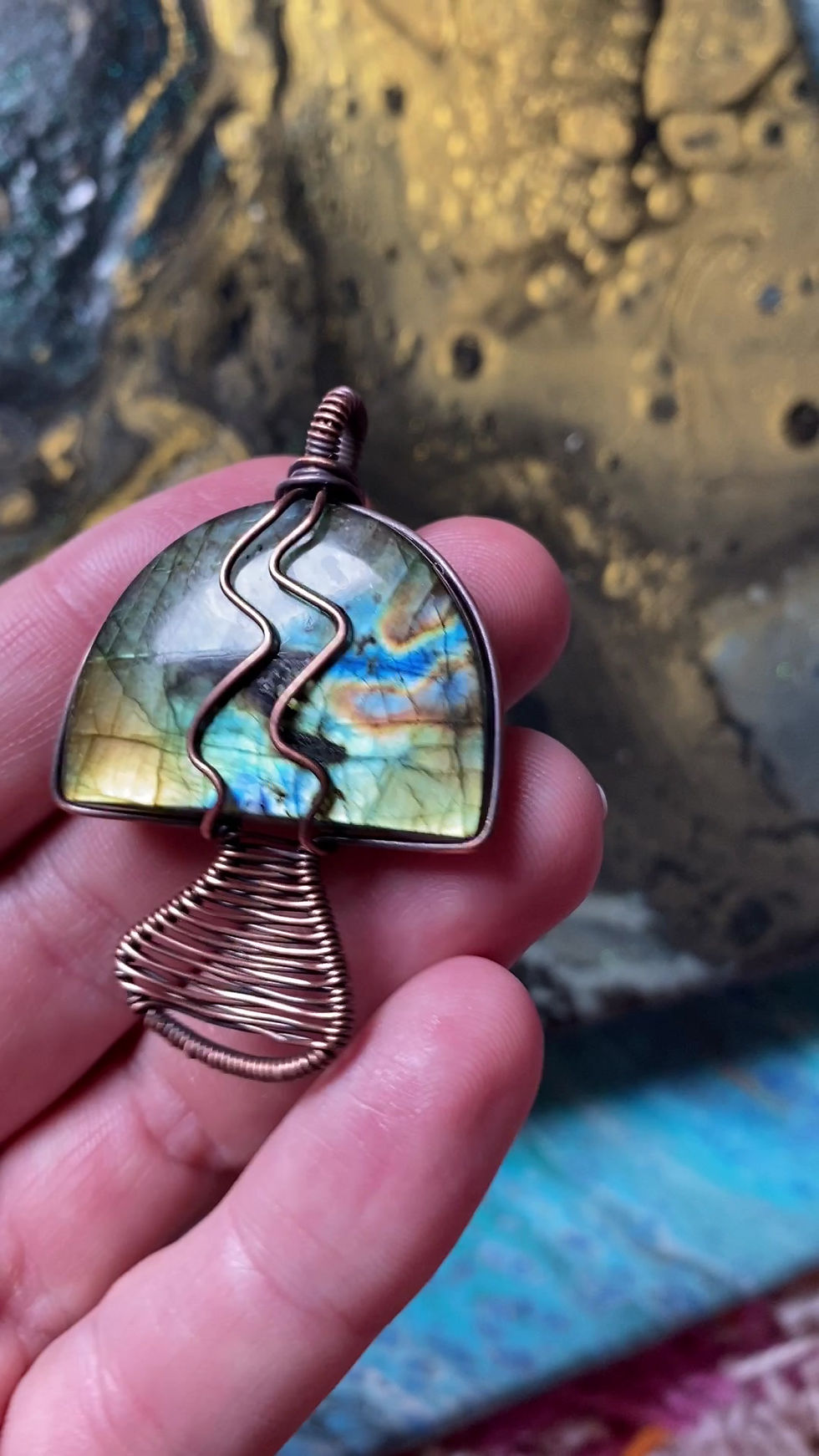 Thumbnail: Labradorite