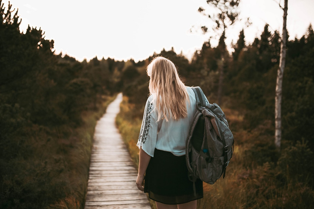 Mujer caminando