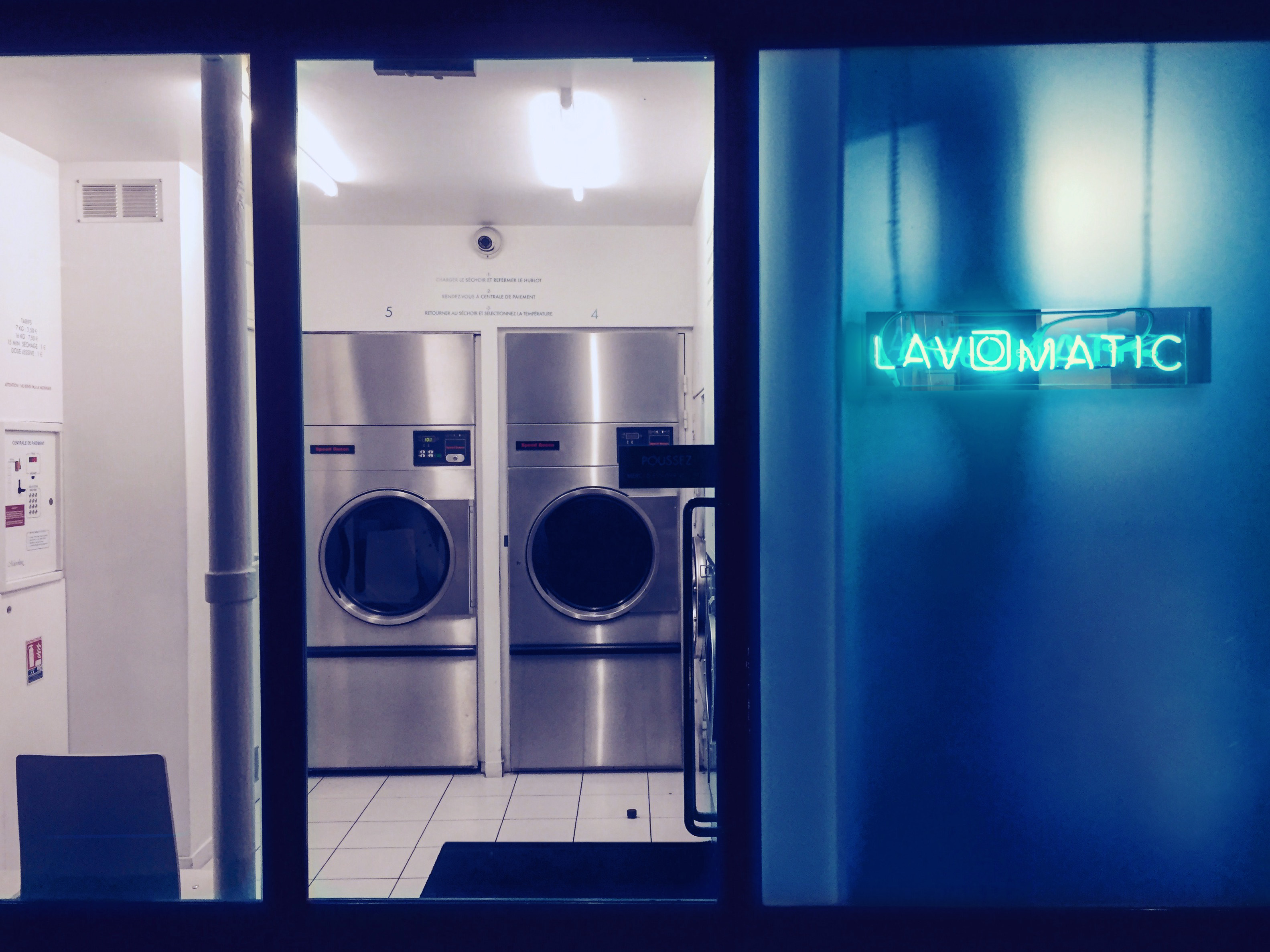 巴黎酒吧 #3 LAVOMATIC