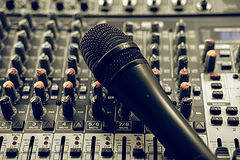 mixer-g0e8d63473_1920.jpg