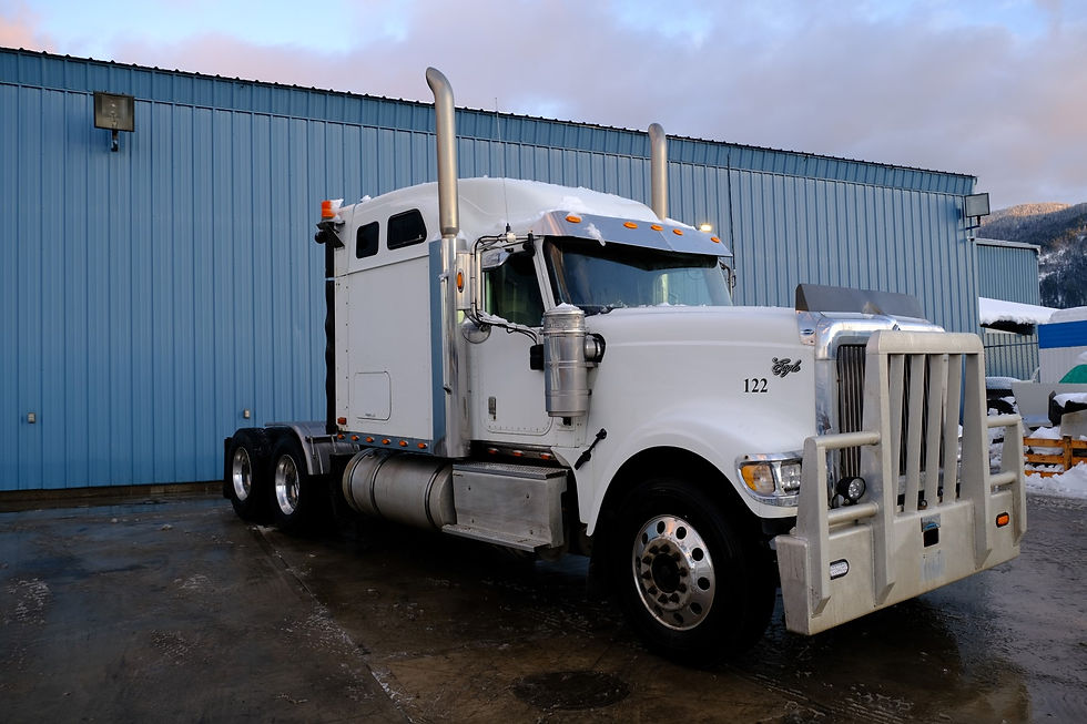 Thumbnail: 2018 International 9900i Heavy Spec Tractor