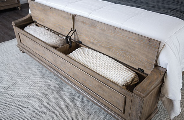 Thumbnail: Brown bed