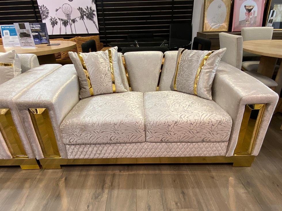 Thumbnail: Gorgeous  Living Set Onsale 
