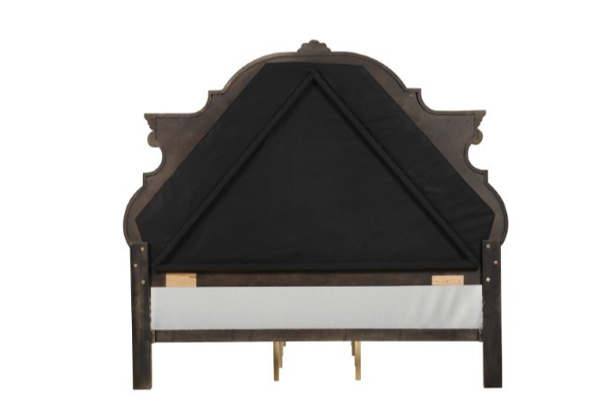 Thumbnail: Brown bed