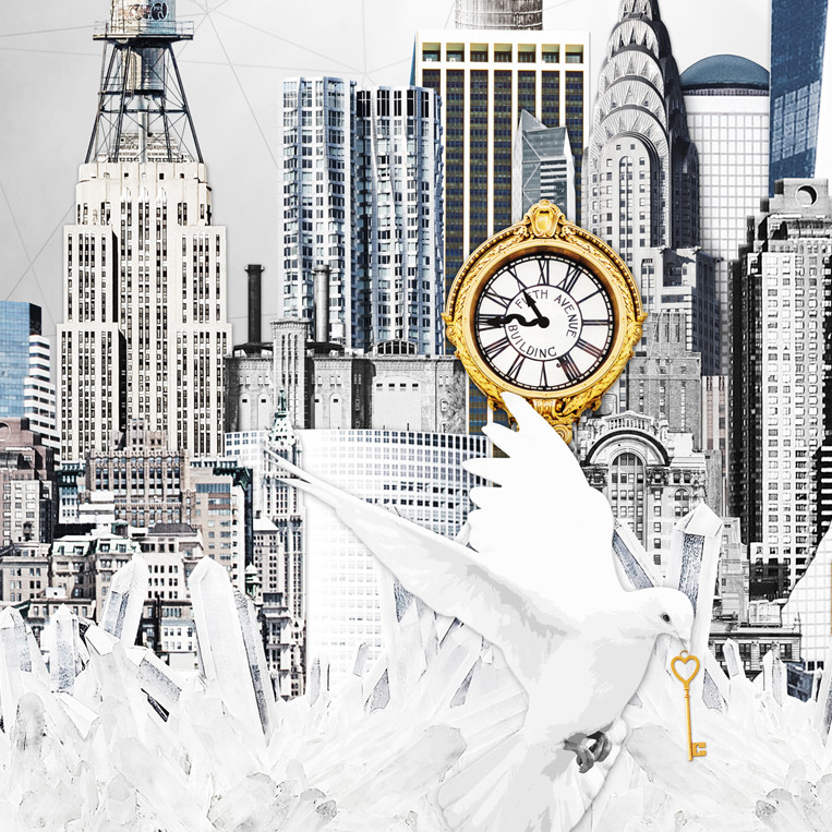 Fifth avenue clock