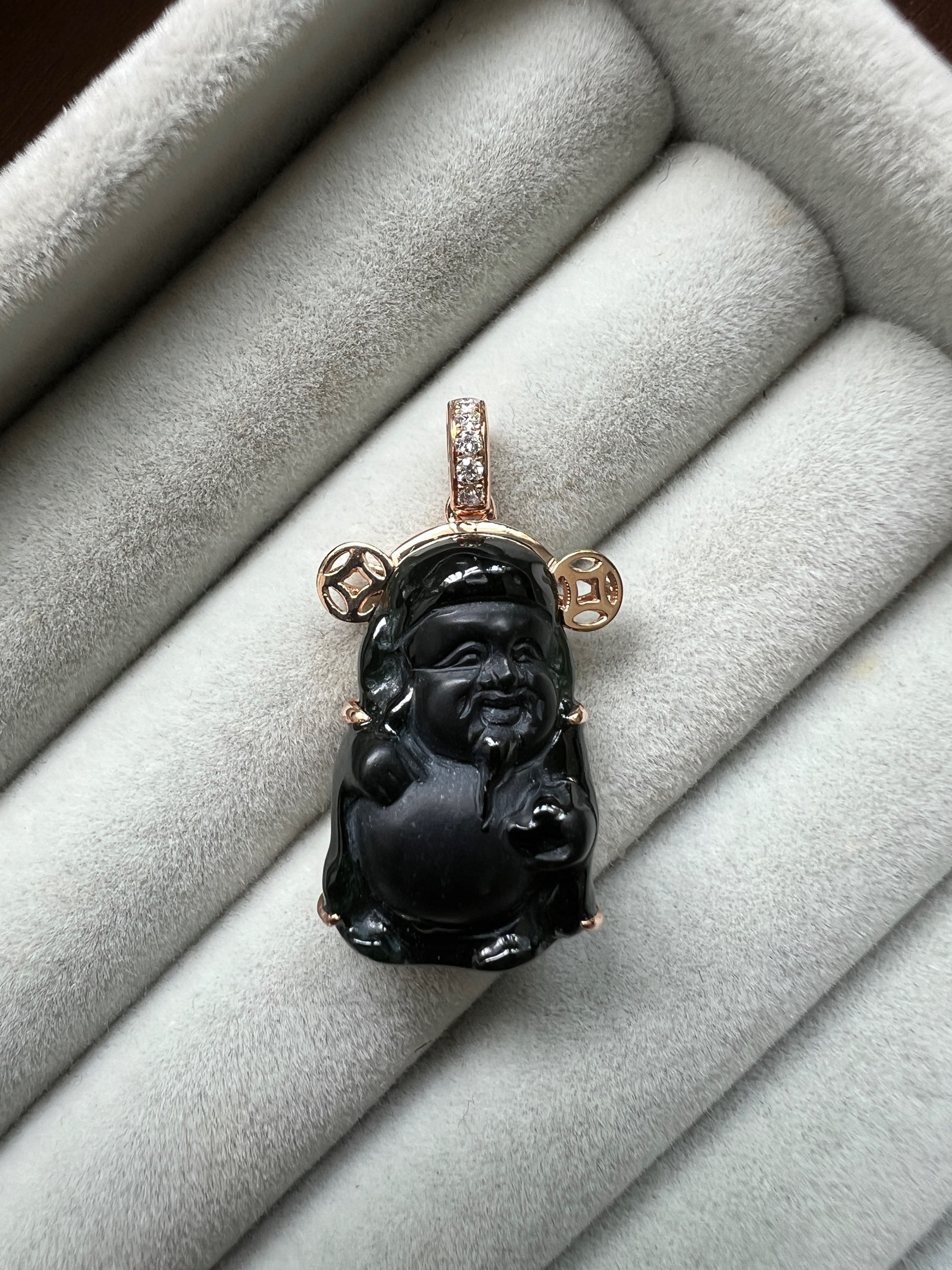 Omphacite God of Wealth