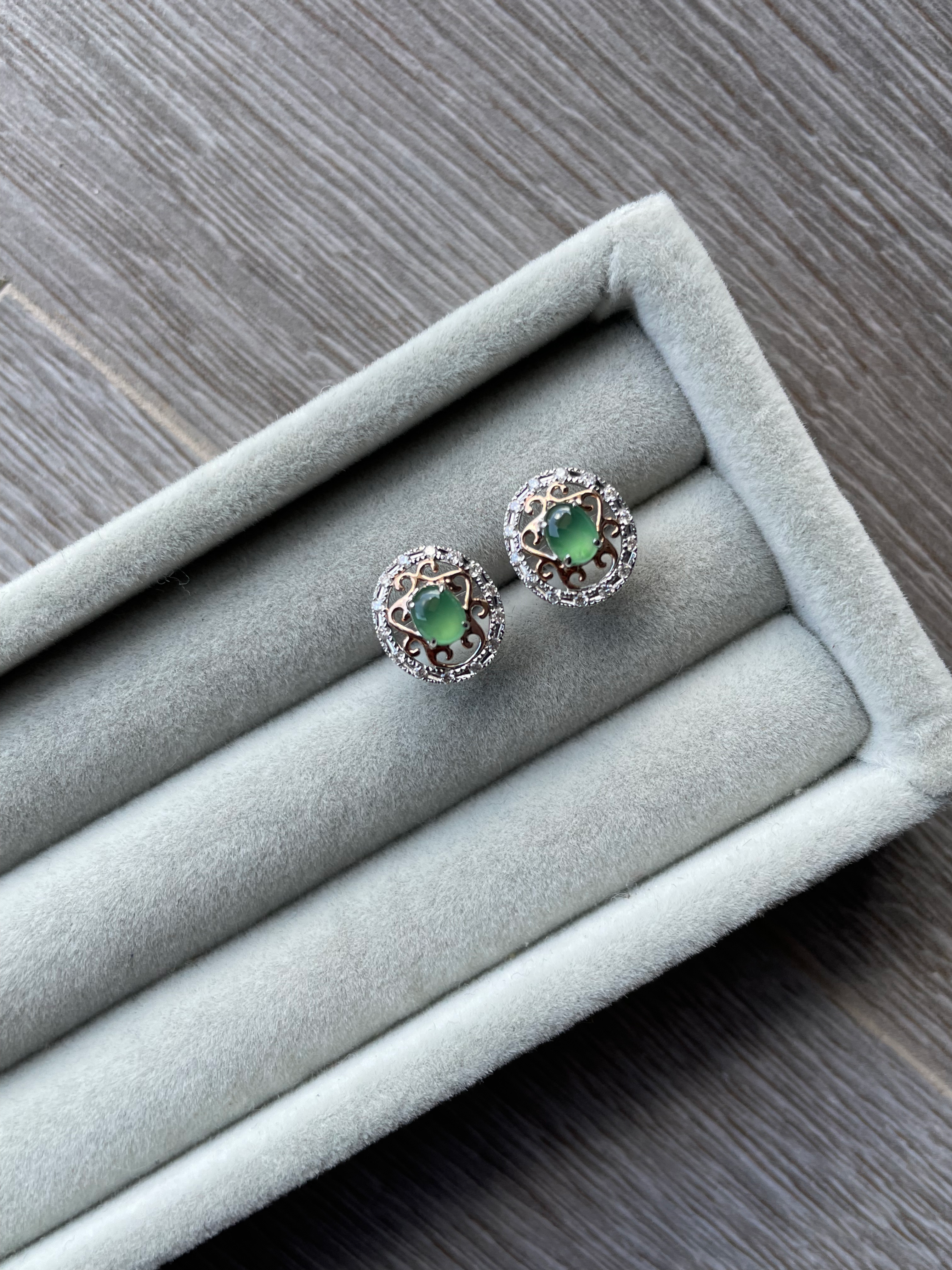 Type A Green Jadeite Peranakan Green Cabochons Ear Studs