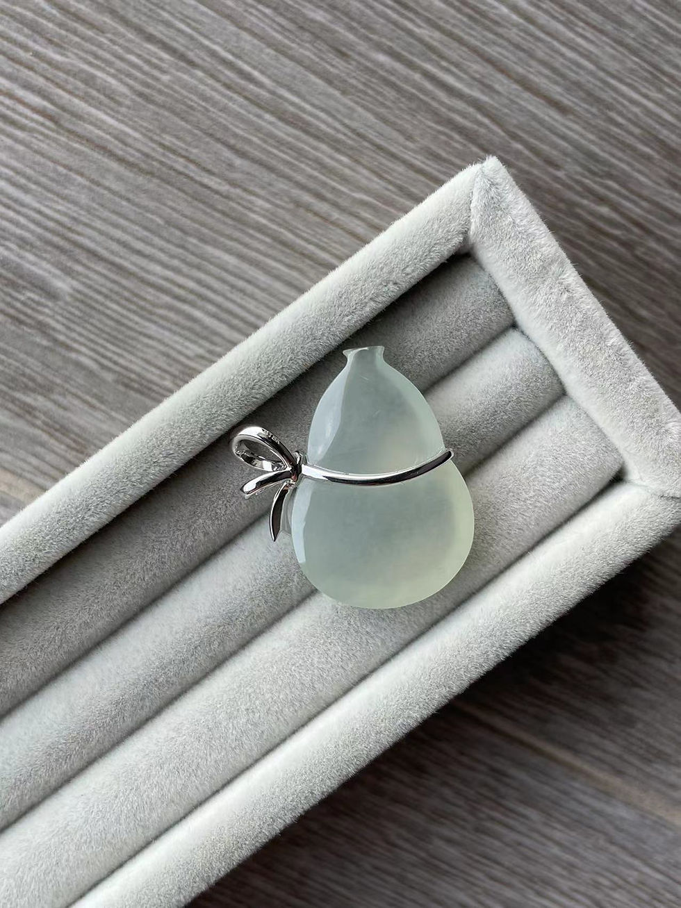 Thumbnail: Prosperous Calabash Pendant