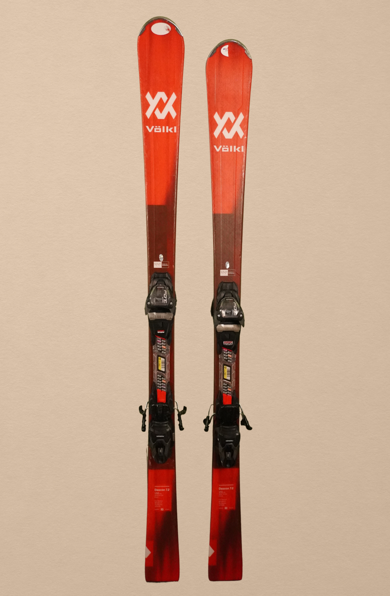 2x Volkl Deacon 7.2 ( 110 Euro para)
