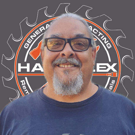 Efren Carrasco (Sr. Tech)