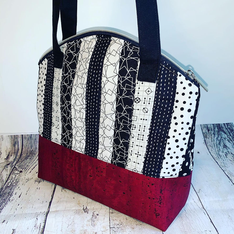 Miniatura: Modern Me Shoulder Bag  PDF Sewing Pattern