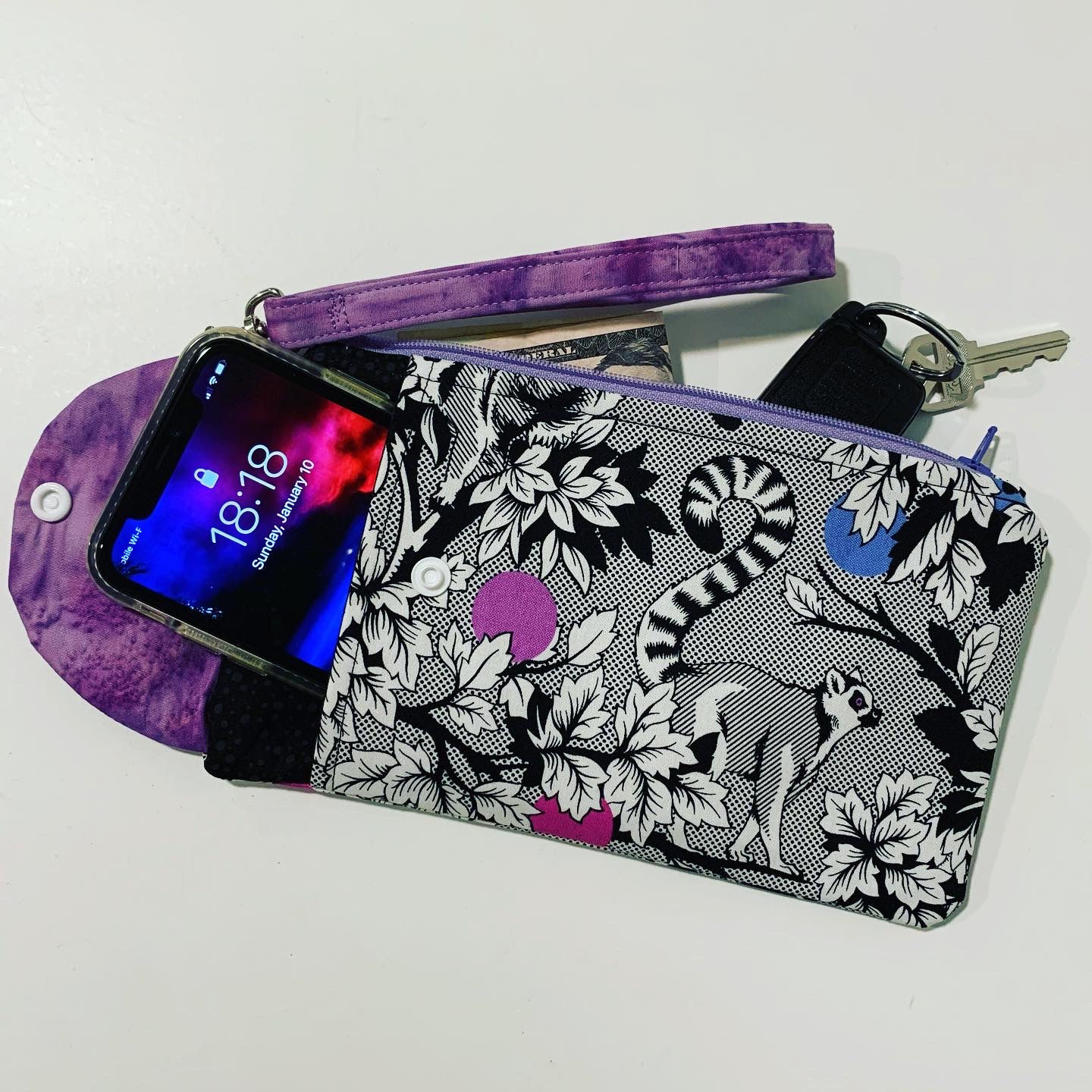 Walkie Talkie Cellphone Wristlet PDF Sewing Pattern