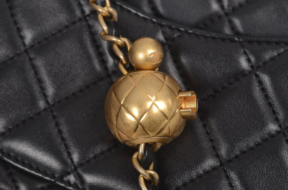 Thumbnail: CHANEL Mini Rectangular Flap Gold Pearl Crush 