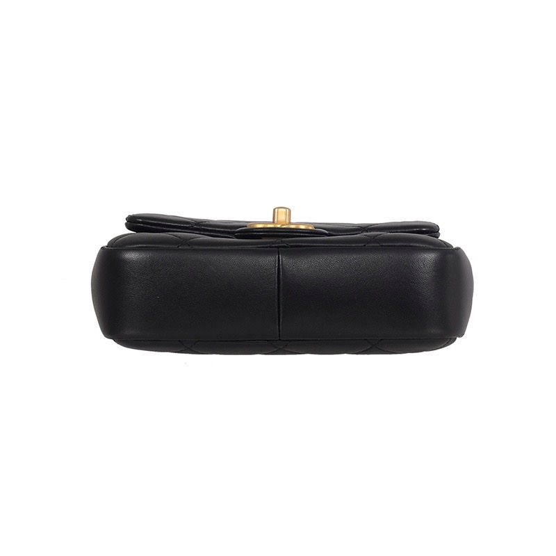 Thumbnail: CHANEL Circular Handle Bag 
