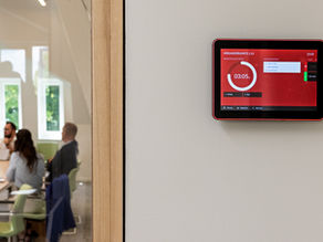 Single Sign-On and Meeting Room Panels: What IT Teams Need to Know