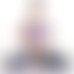 SAY HI TO EMILIE JACQUELINE, PERSONAL TRAINER AND LIFESTYLE BLOGGER.