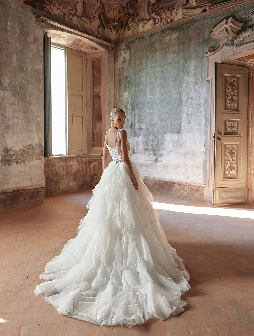 Miniatura: J 1077 Vanessa 