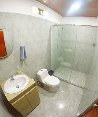 baño-privado-cerca-a-casa-isabella.jpg