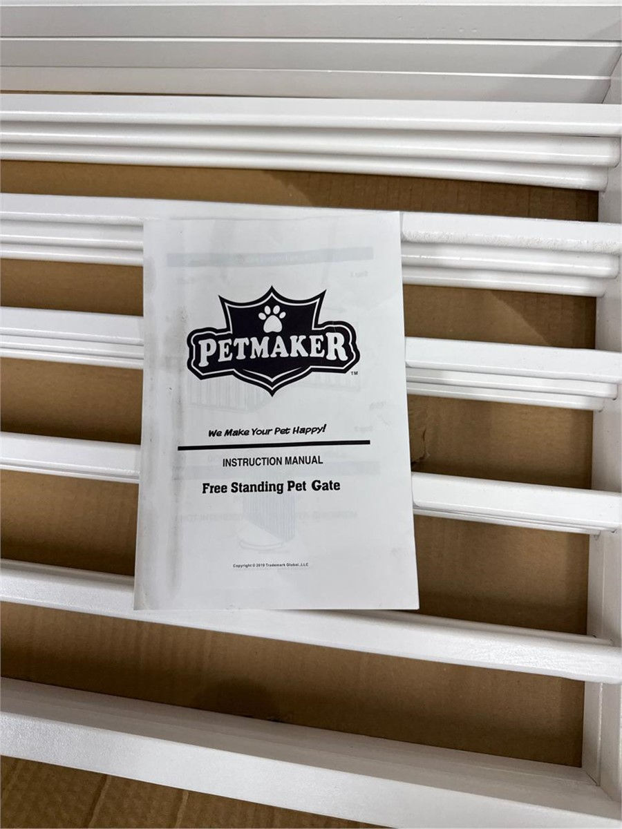 Thumbnail: 3-Panel Pet Gate White to block 33-46" area