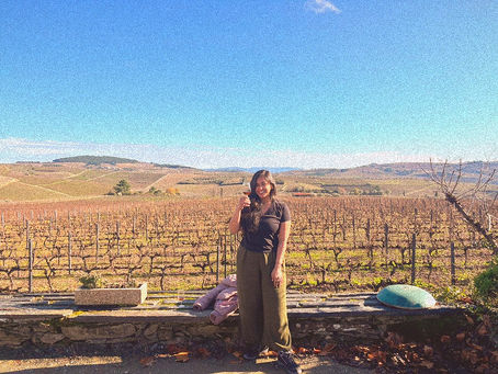 Mixologist Stuti Khetan deciphers Portugal through its glass of artisanal spirit and vibrant culture. 