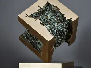 Stulbinantys kubai:  Alex Knapic magnetinis menas 