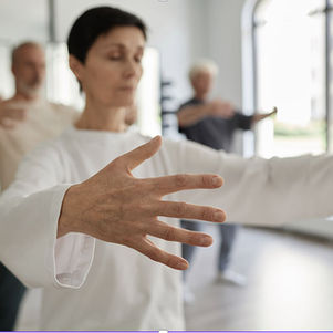Ab dem 10. März 2026 findet ein Tai Chi-Kurs dienstags um 17 Uhr und ein Kurs „Sanftes Dehnen“ um 14:30 Uhr im aqua vitalis statt.