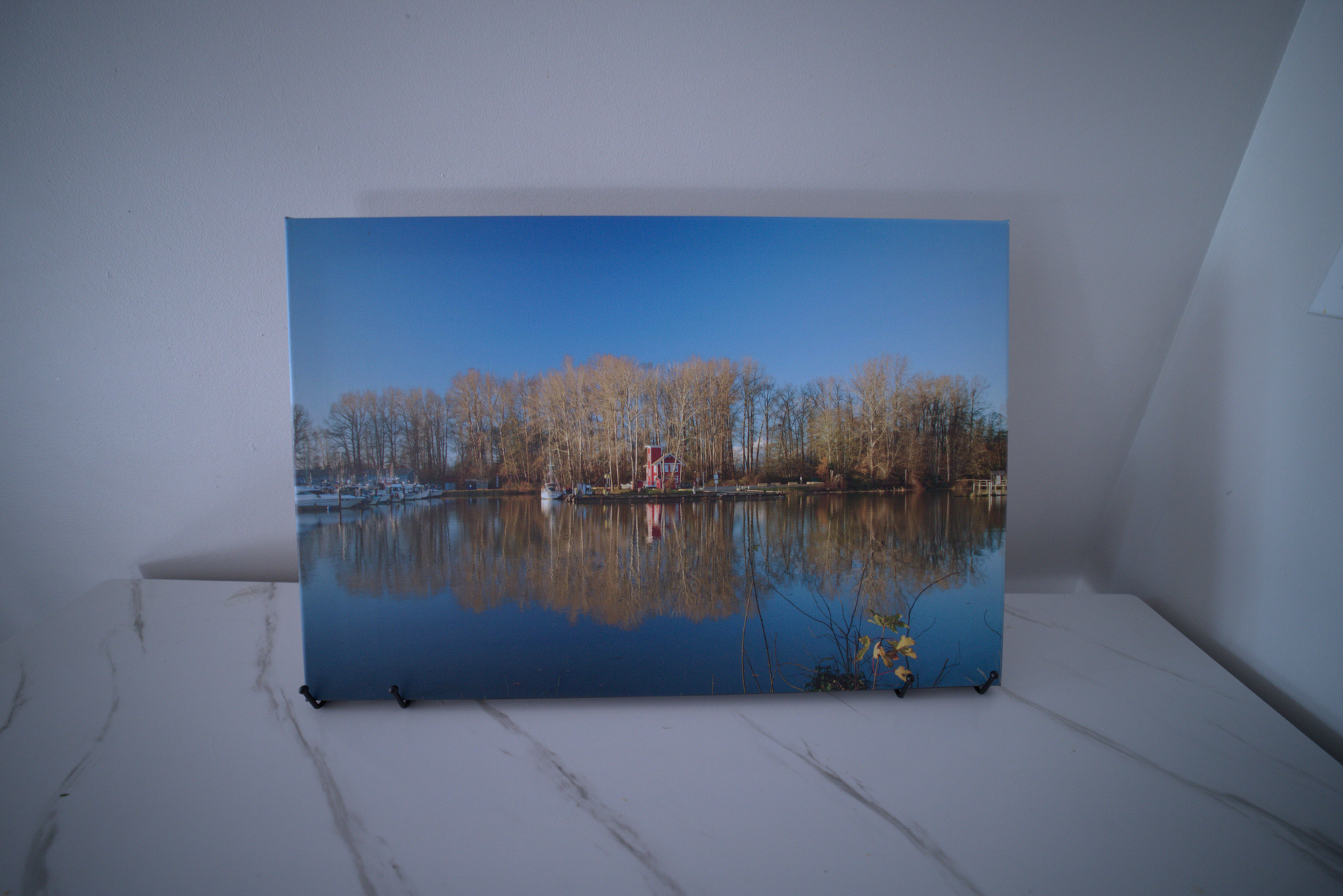 Stretched canvas - Marina reflections in autumn