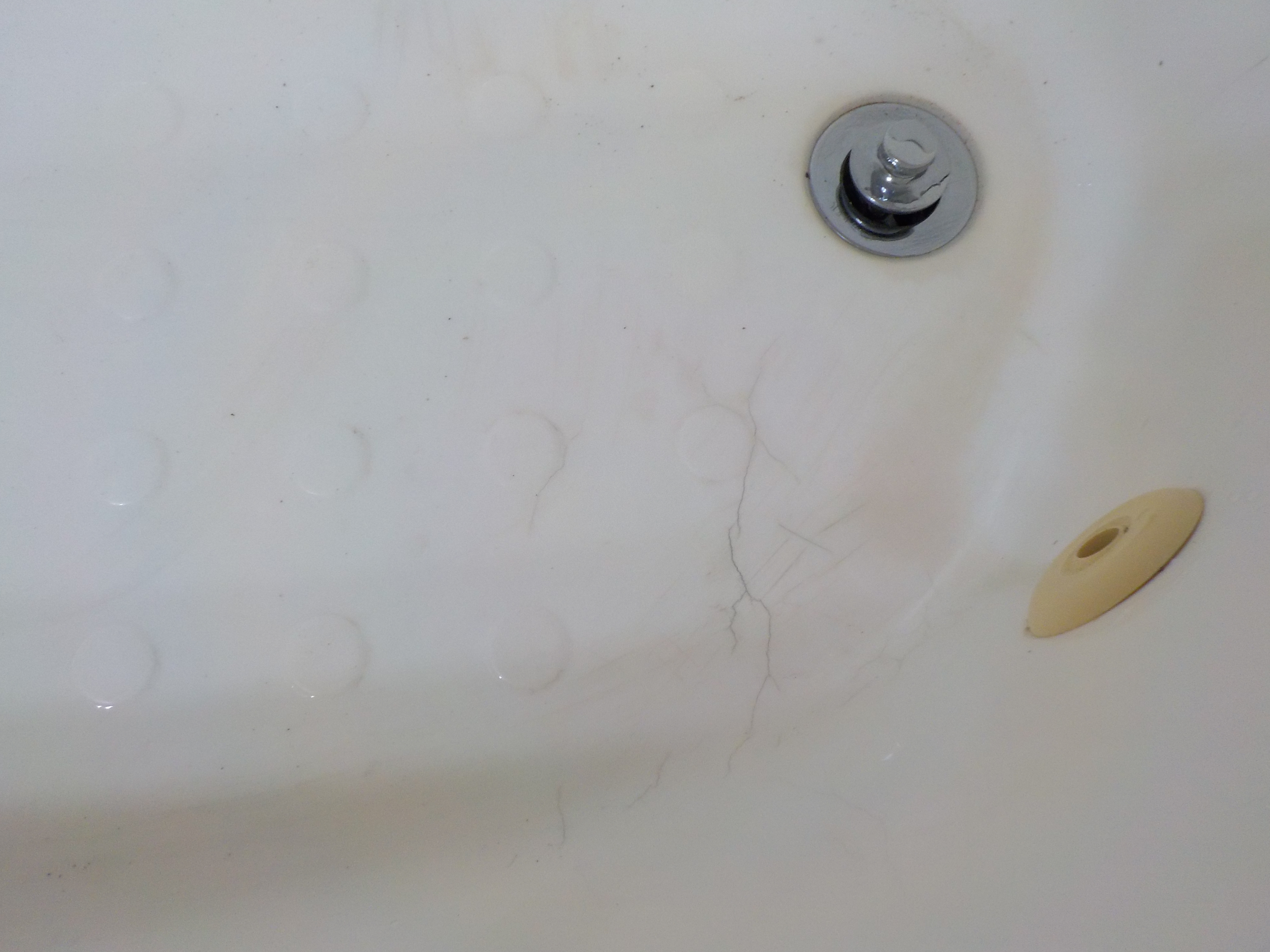 Alabaster - damage to tub